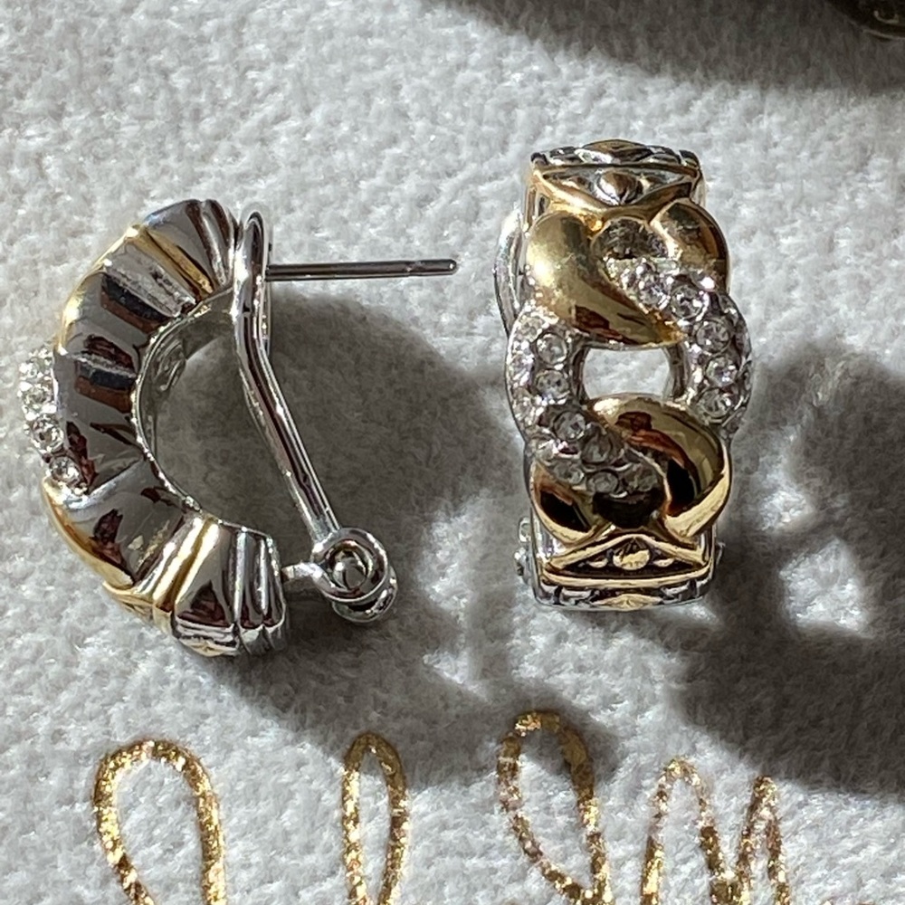 Antiqua Three Circle Pave Post Clip Earrings, rhodium and gold by John Medeiros - Picture 2 of 3